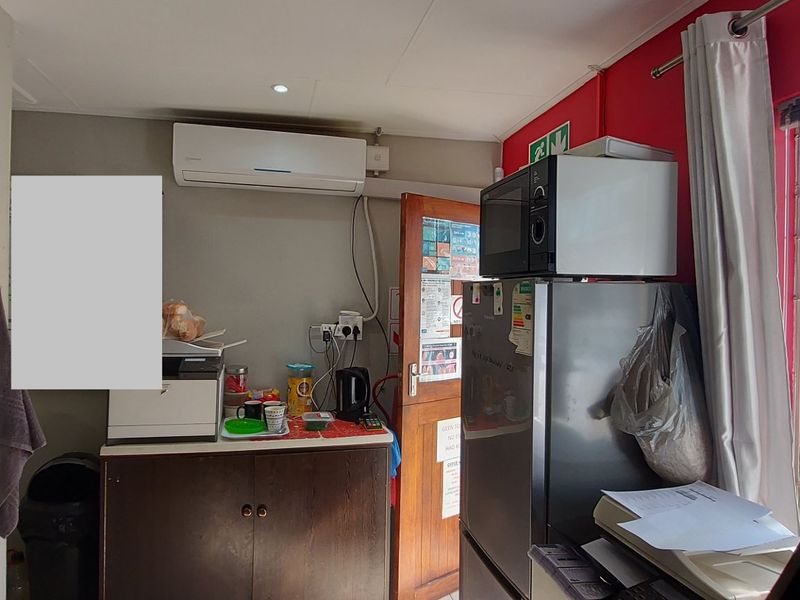 NFSAS Accredited Student Accommodation for 18 Students, Brandwag, Bloemfontein - Photo 10