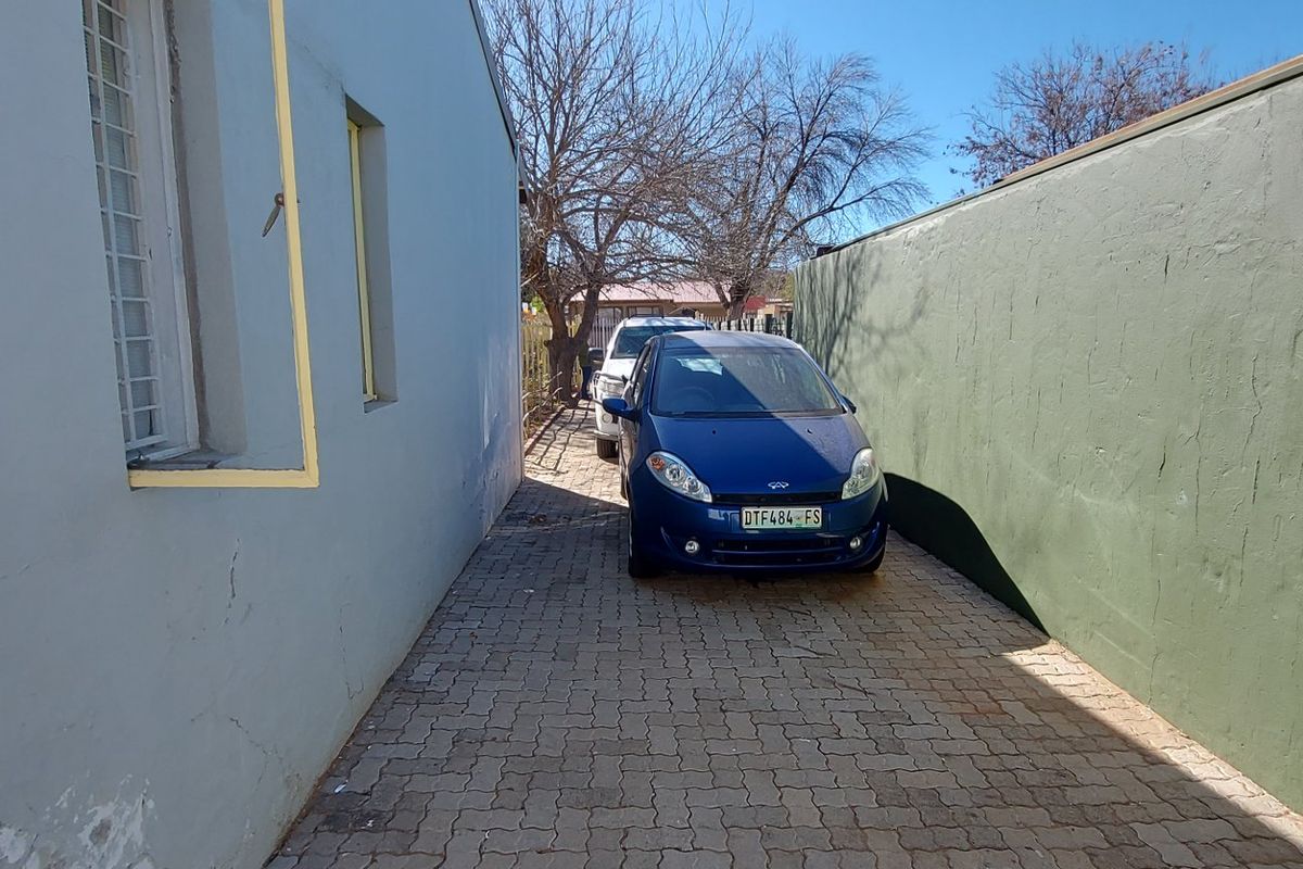 NFSAS Accredited Student Accommodation for 18 Students, Brandwag, Bloemfontein - Photo 5