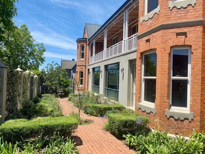 A Prestigious  Timeless Commercial  Space for Tomorrow’s Leaders - Photo 7