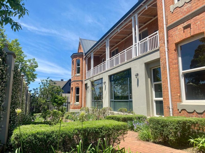 A Prestigious  Timeless Commercial  Space for Tomorrow’s Leaders - Photo 6