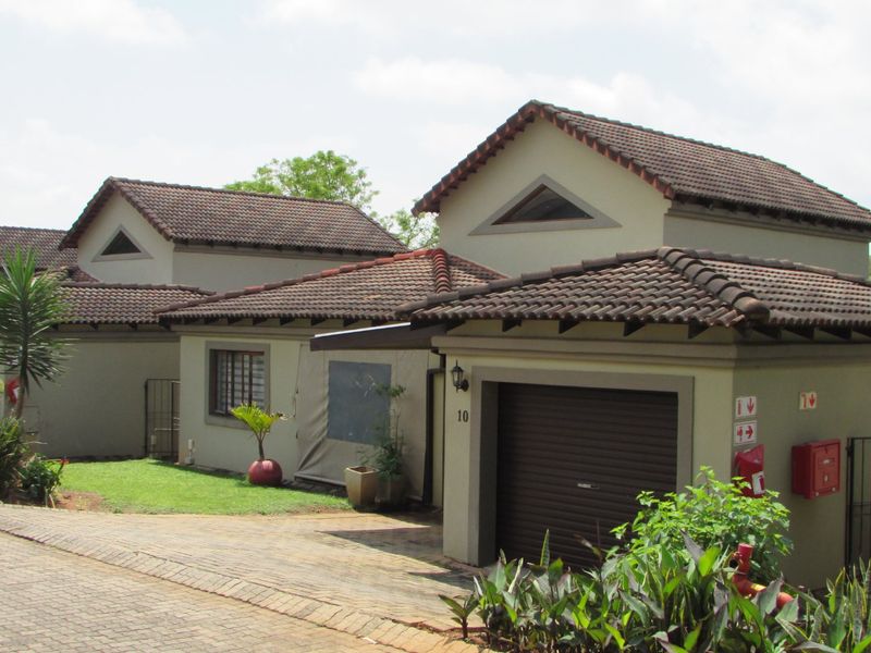 Modern 3 Bedroom home in a Secure Complex - Photo 3