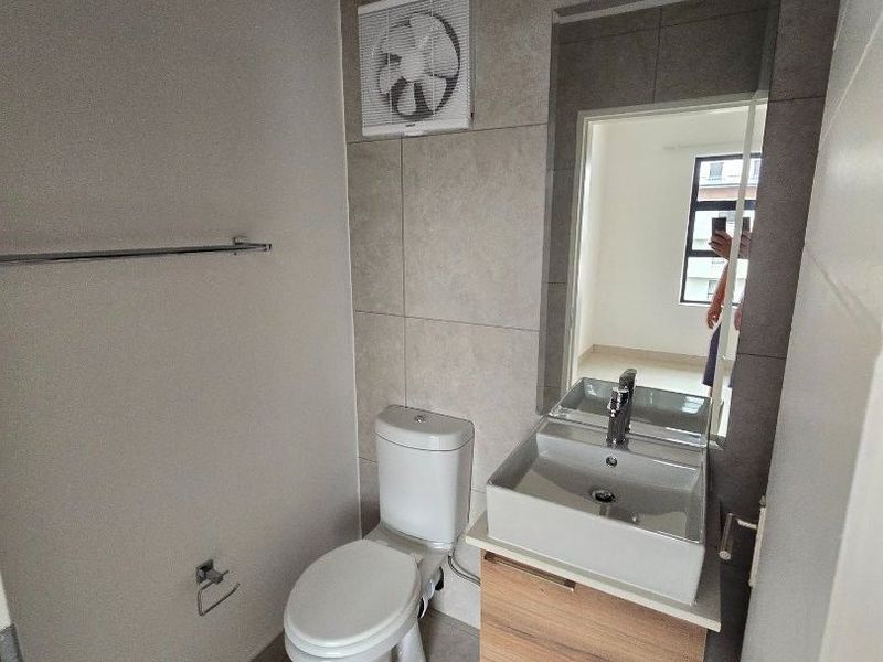 2bed2bath apartment to let  - Photo 8