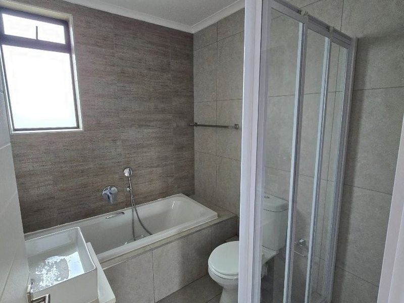 2bed2bath apartment to let  - Photo 3