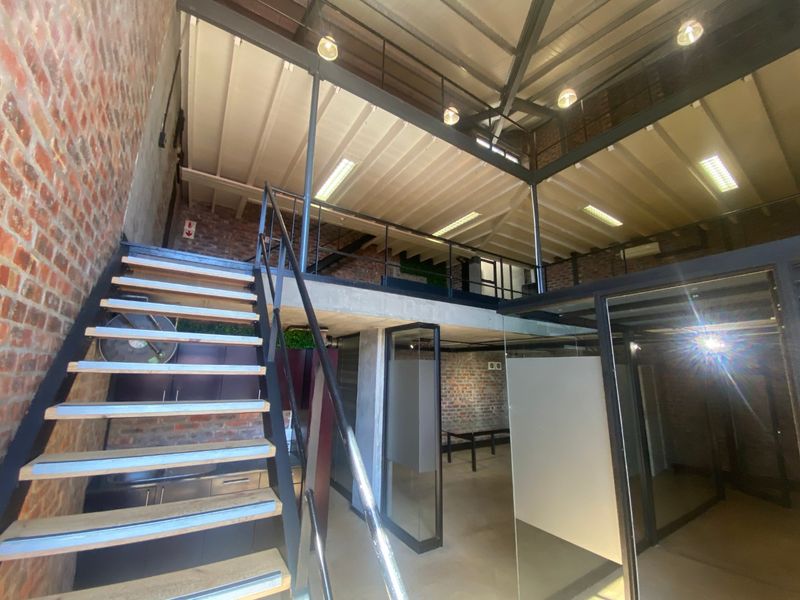 200m2 Commercial Space to Let  - Photo 7