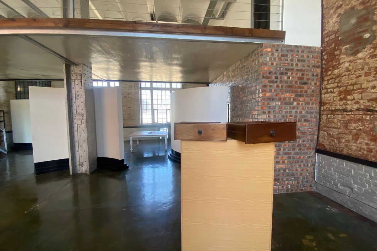 193 Commercial/Semi Industrial to let - Photo 3