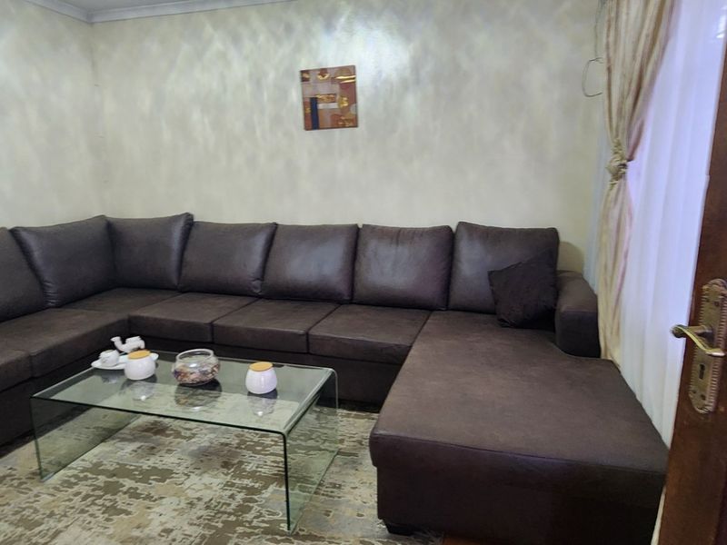 Beautiful Freestanding Two Bedroom Home in Laudium - Photo 5