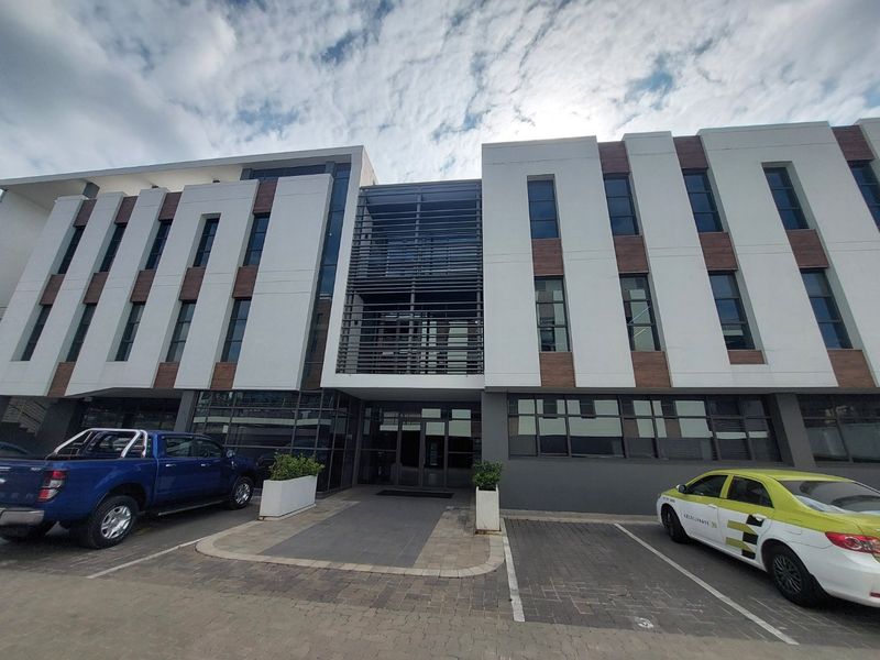 Modern A-Grade Second-Floor Office Suite – Bryanston - Photo 9