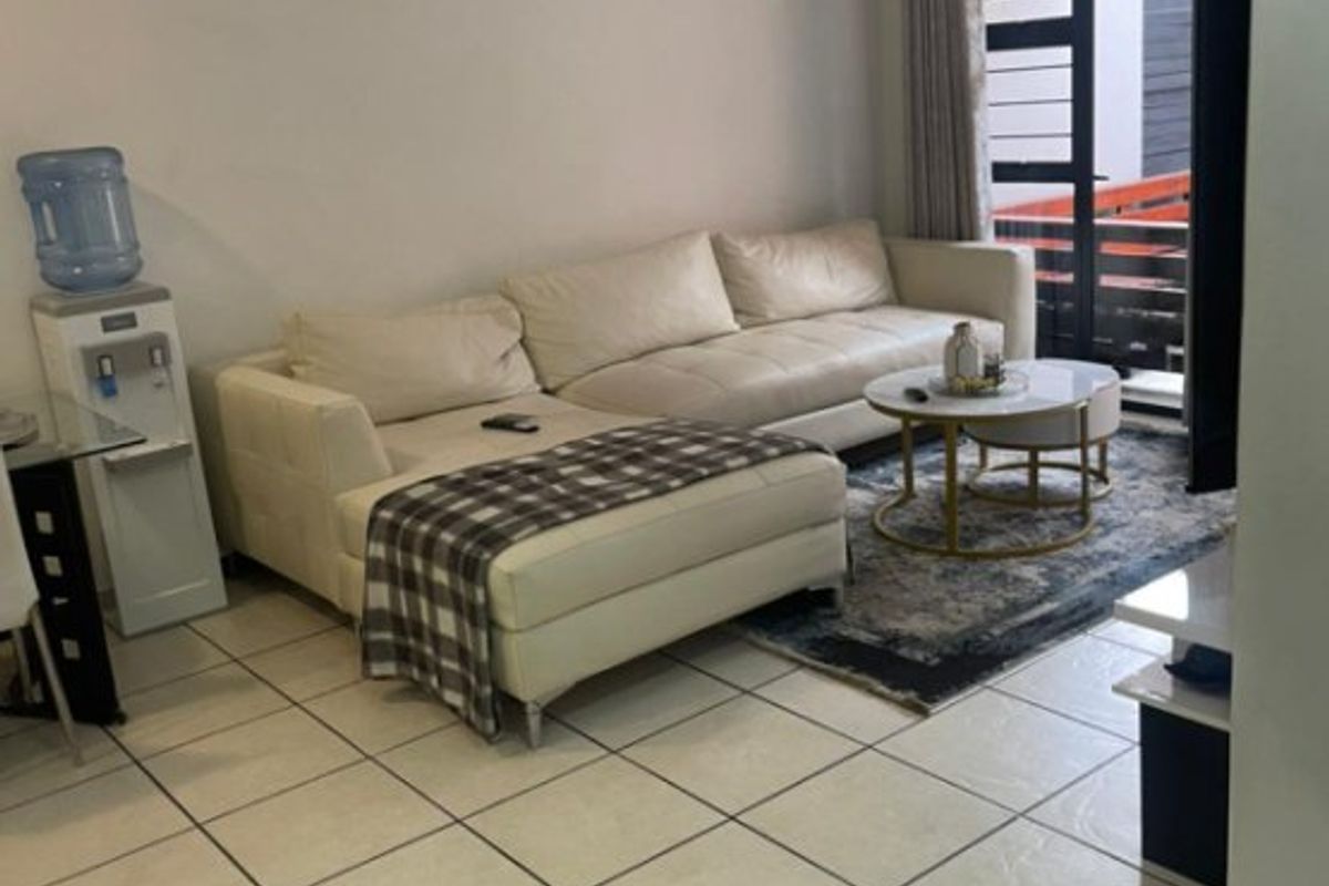 Modern 3-Bedroom Townhouse for Sale – Secure, Pet-Friendly Complex! - Photo 5