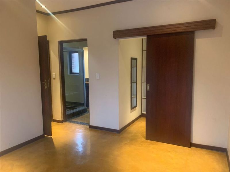 Charming Two-Bedroom Home with Modern Comforts - Photo 2