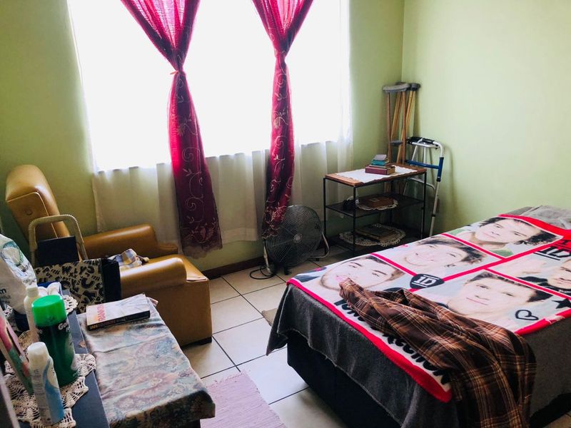 2 Bedrooms, 1 Bathroom Apartment For Sale In Pinetown Central, Durban - Photo 8