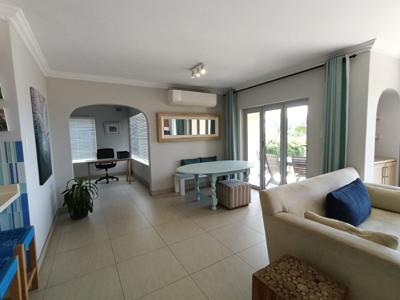 To let in Umhlanga, fully furnished 3 bedroom townhouse in a secure ad central complex with sea views. - Photo 7