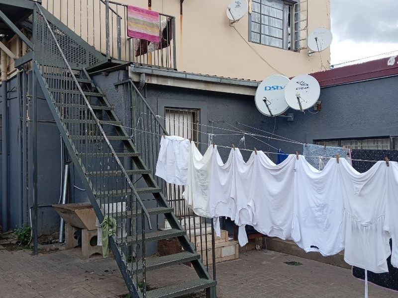 Rental commercial property for sale (Investment opportunity)  - Photo 8