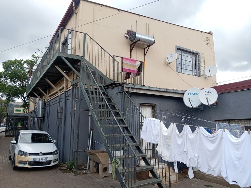 Rental commercial property for sale (Investment opportunity)  - Photo 7