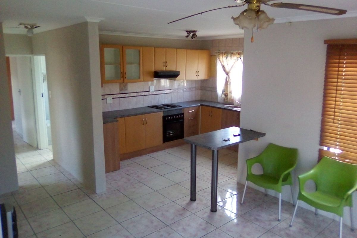 3 bedroom house for sale in Westview  - Photo 3