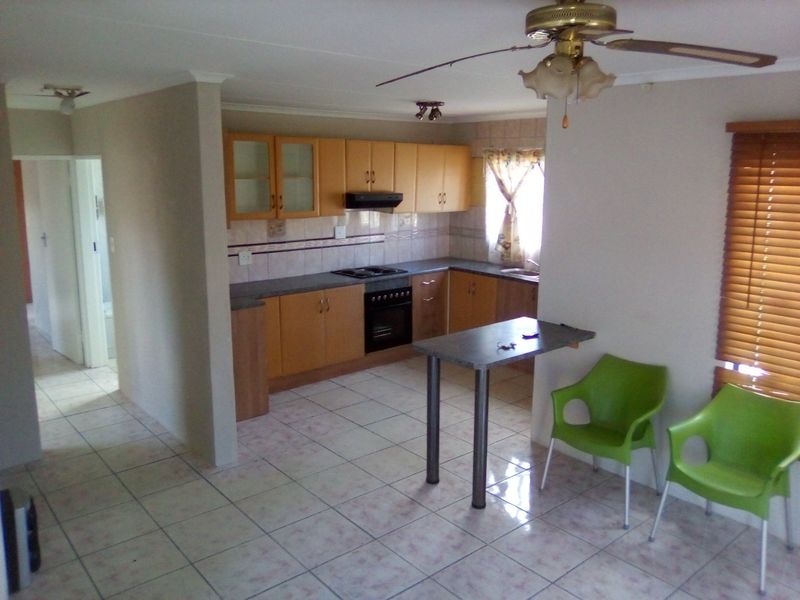 3 bedroom house for sale in Westview  - Photo 3