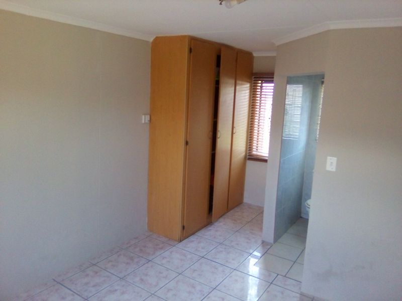 3 bedroom house for sale in Westview  - Photo 8