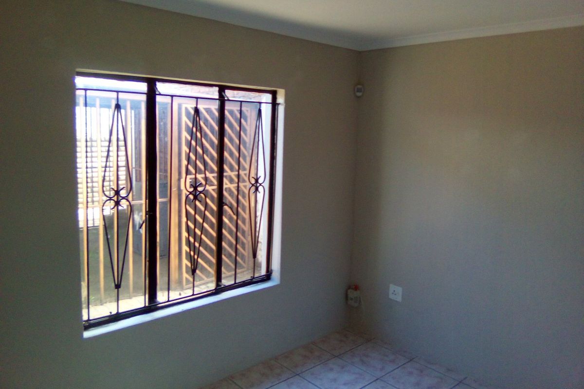 3 bedroom house for sale in Westview  - Photo 5