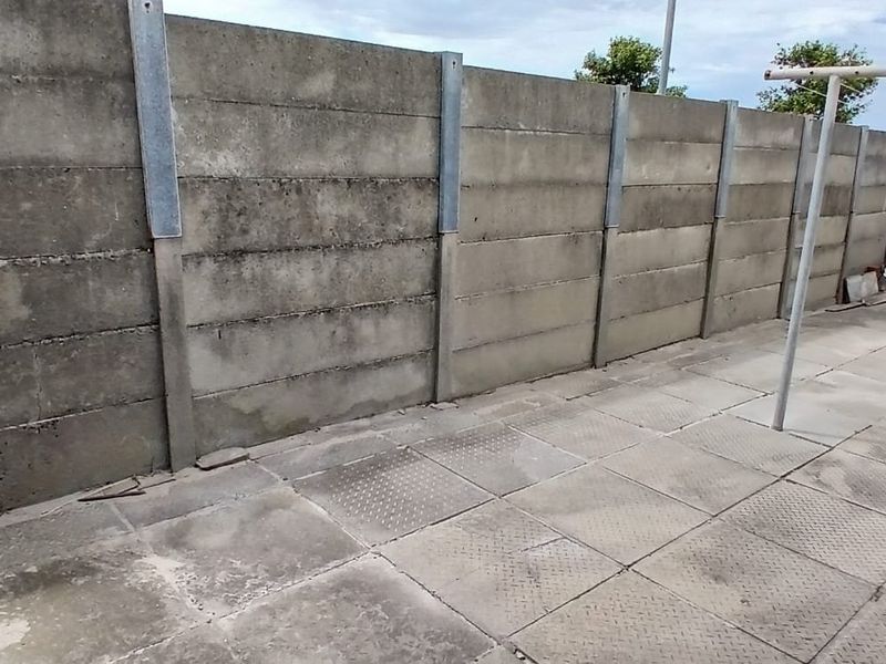 Four bedroom, freestanding house situated on a 207 square metre plot - Photo 6