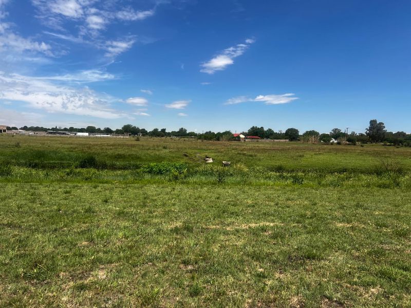 Prime Agricultural Plot with River Access  - Photo 4