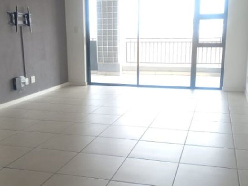 Modern 2-Bedroom Flat for Sale – Stylish Living & Great Amenities!  - Photo 6