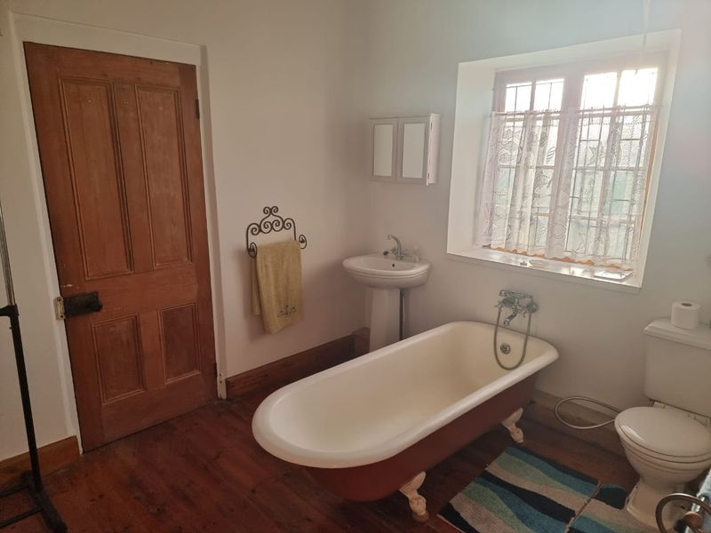 A Diamond in the rough - Photo 10