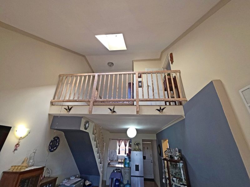 Modern Loft-Style 3-Bedroom Townhouse in The Lofts, Parklands – Light, Space & Style - Photo 10