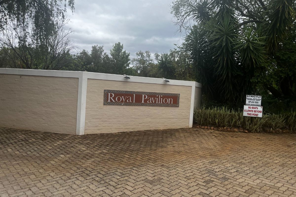 Cozy 2-Bedroom Apartment with Dam Views  Caribbean Golf Estate - Photo 5