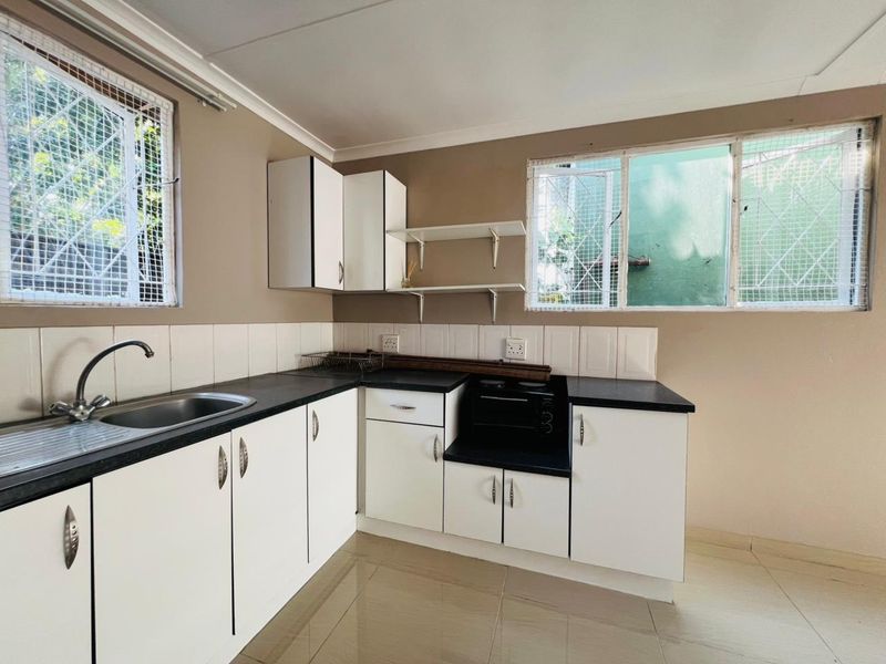 1 Bedroom, 1 Bathroom Cottage To Let In Glenwood, Durban - Photo 4