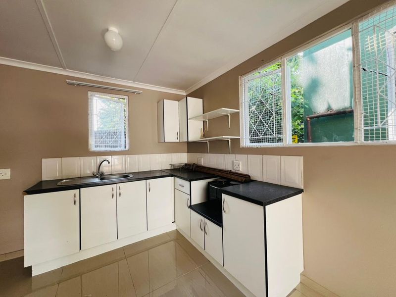 1 Bedroom, 1 Bathroom Cottage To Let In Glenwood, Durban - Photo 5