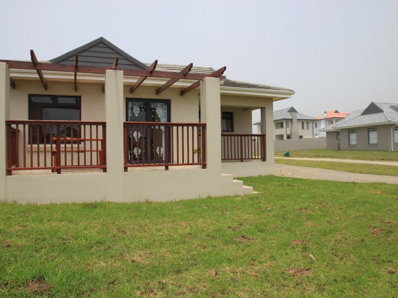 Kidds Beach, the perfect place to raise your family. - Photo 3