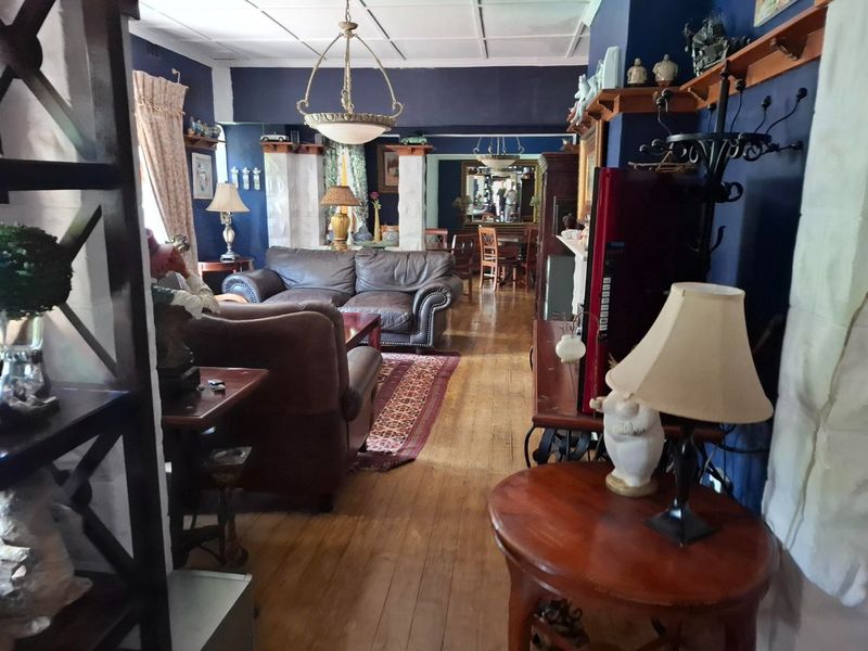 Popular Guesthouse Brooklyn at UP main Gate - Photo 2