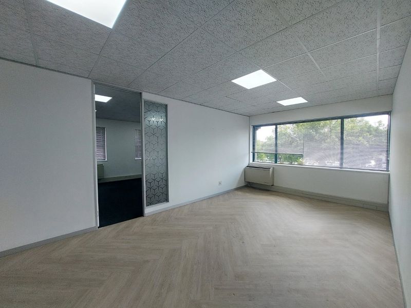 Move-In Ready A-Grade Office Suite – Sunninghill - Photo 4