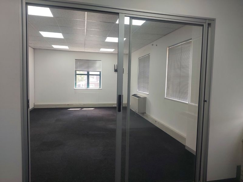 Move-In Ready A-Grade Office Suite – Sunninghill - Photo 6