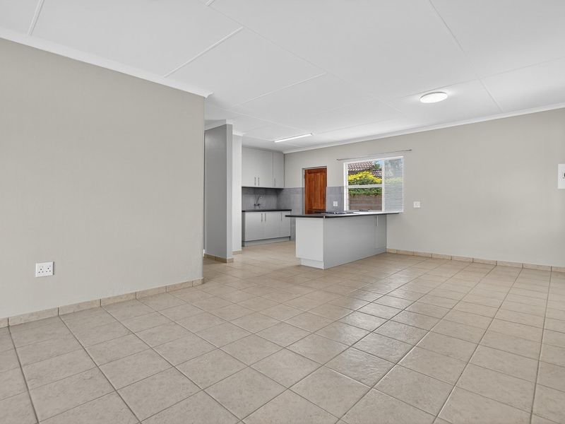 ON SHOW SUNDAY 23 NOVEMBER - 2 TILL 5PM -3 ANGUS PARK TOUCHES STREET WELTEVREDEN PARK - Photo 10