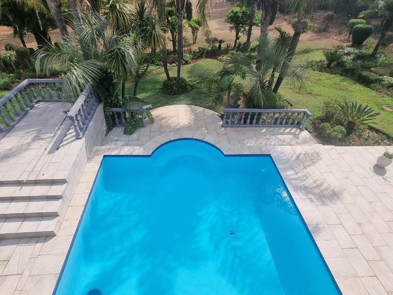 Luxurious Rietfontein Krugersdorp Home with Panoramic Grounds - Photo 2