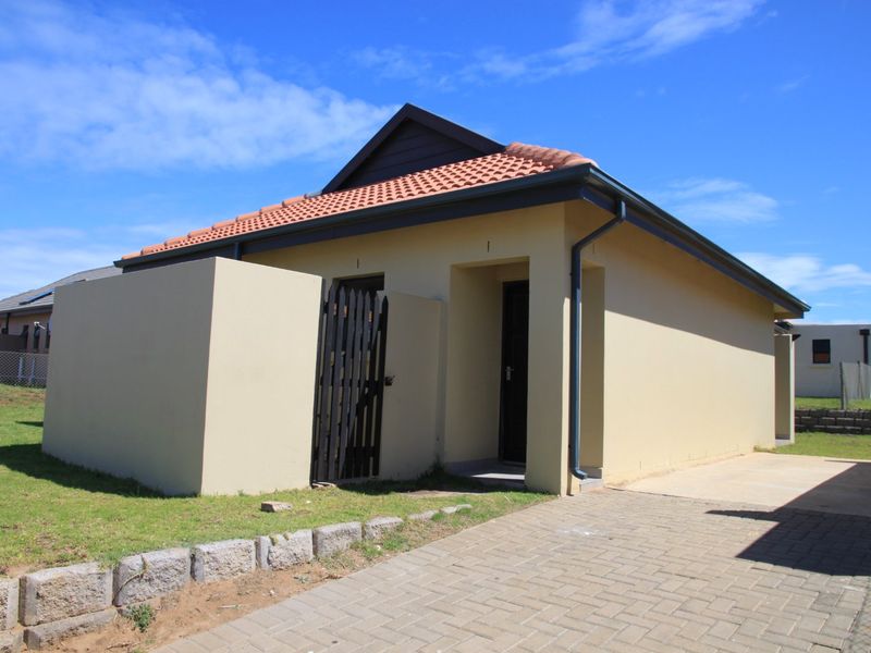 Charming Kidds Beach Home with Fibre Access - Photo 2