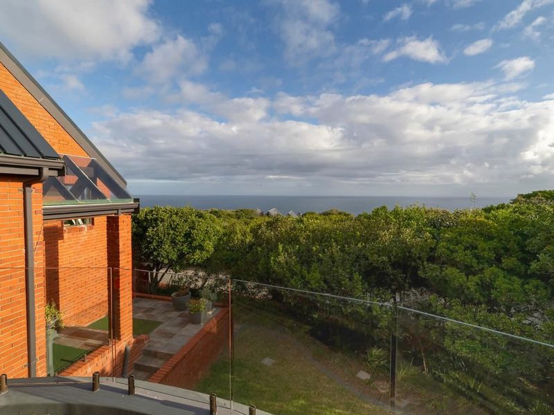 DESIGNER COASTAL HOME WITH SEA VIEW APARTMENT IN MONATE ECO RESORT – LUXURY DUAL LIVING AT ITS BEST - Photo 2