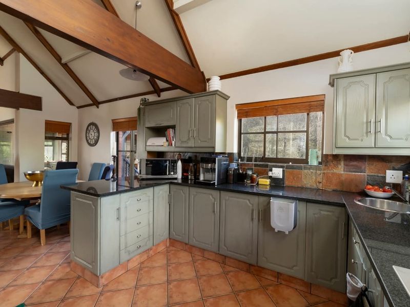 DESIGNER COASTAL HOME WITH SEA VIEW APARTMENT IN MONATE ECO RESORT – LUXURY DUAL LIVING AT ITS BEST - Photo 9