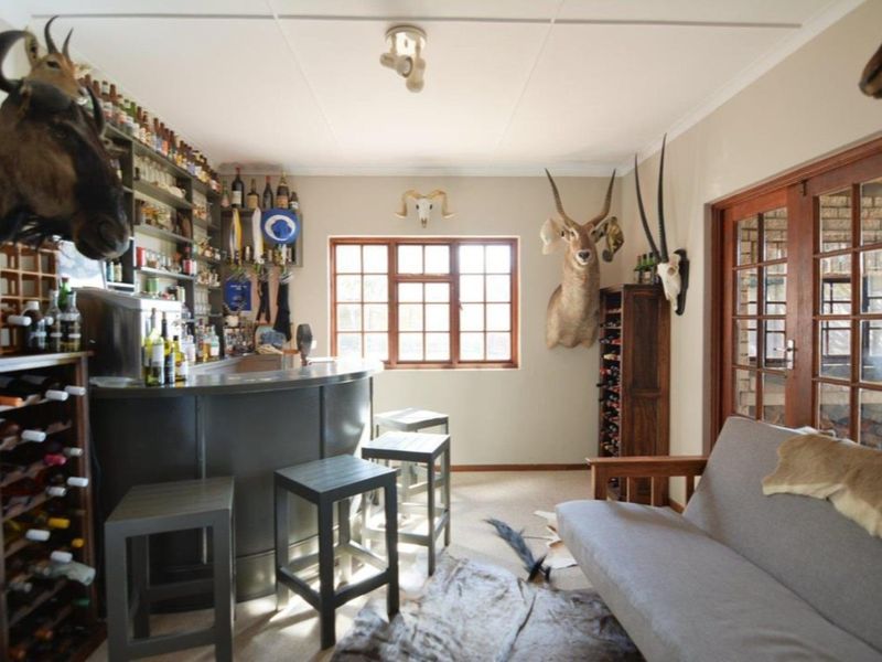 3 Bedroom Family House for Sale in Stilbaai Wes - Photo 4
