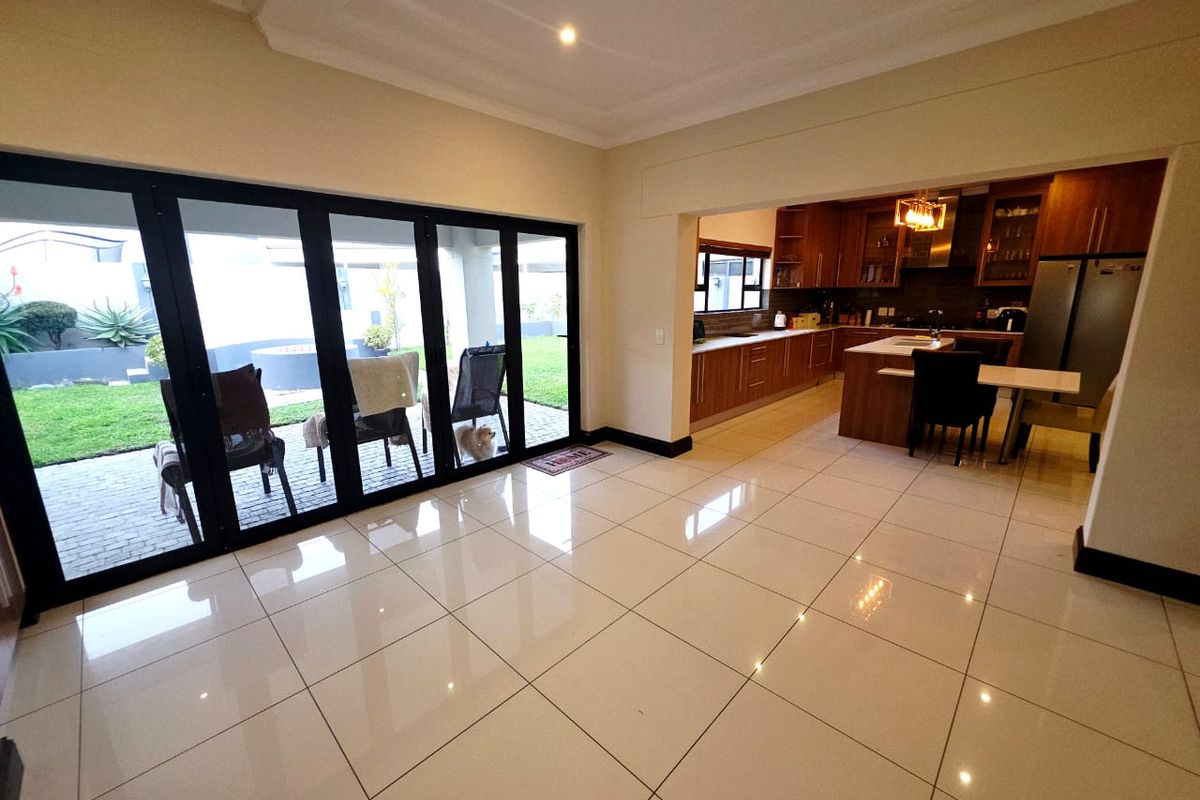 A Grand Family Escape in the Coveted Sagewood Estate - Photo 3