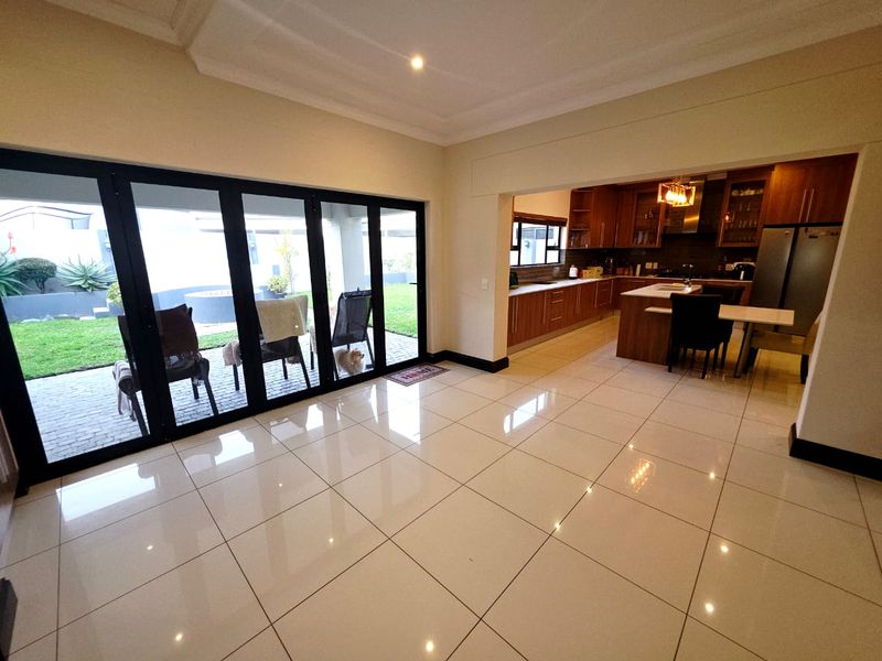 A Grand Family Escape in the Coveted Sagewood Estate - Photo 3