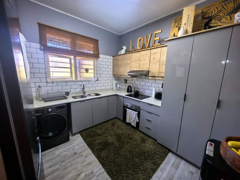 1 Bedroom, 1 Bathroom Apartment To Let In Musgrave, Durban - Photo 2