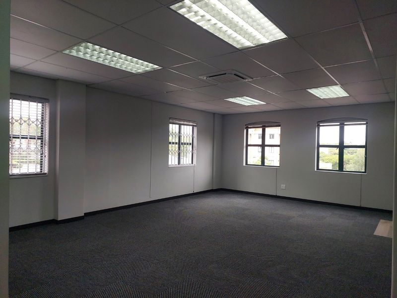 Brand-New, Move-In Ready Office Suite in Prime Sunninghill Location - Photo 7