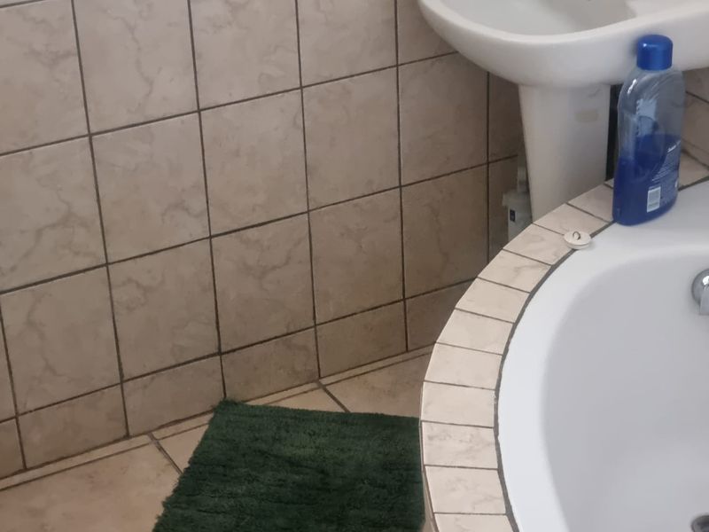 TWO BEDROOM APARTMENT FOR SALE! - Photo 9