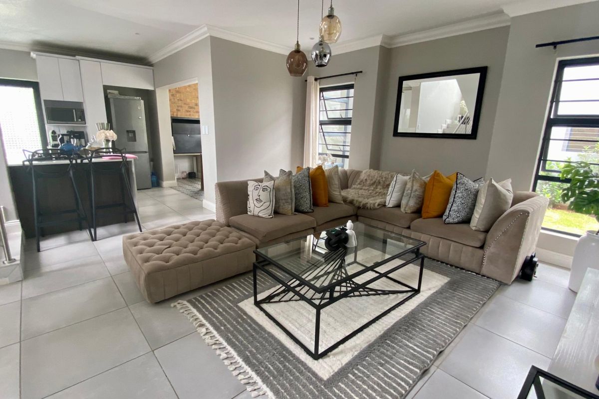 3 Bedroom House to buy in Roodeplaat - Photo 5