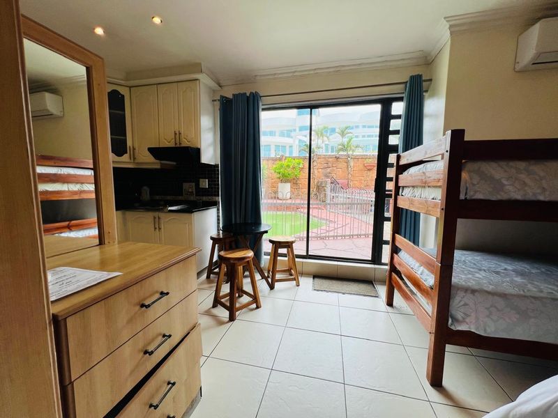 1 Bedroom, 2 Bathrooms Duplex House To Let In Glenashley, Durban - Photo 5