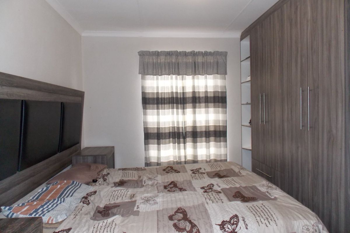 3 Bedroom For Sale in Sky City - Photo 5