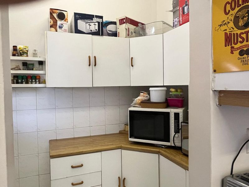 2 Bedroom House for Sale in Fairfield Estate , Parow R2,200,000 - Photo 10