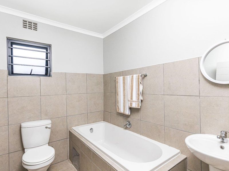 Brand-new 3 bedrooms house for sell at Milano Security Estate! - Photo 7