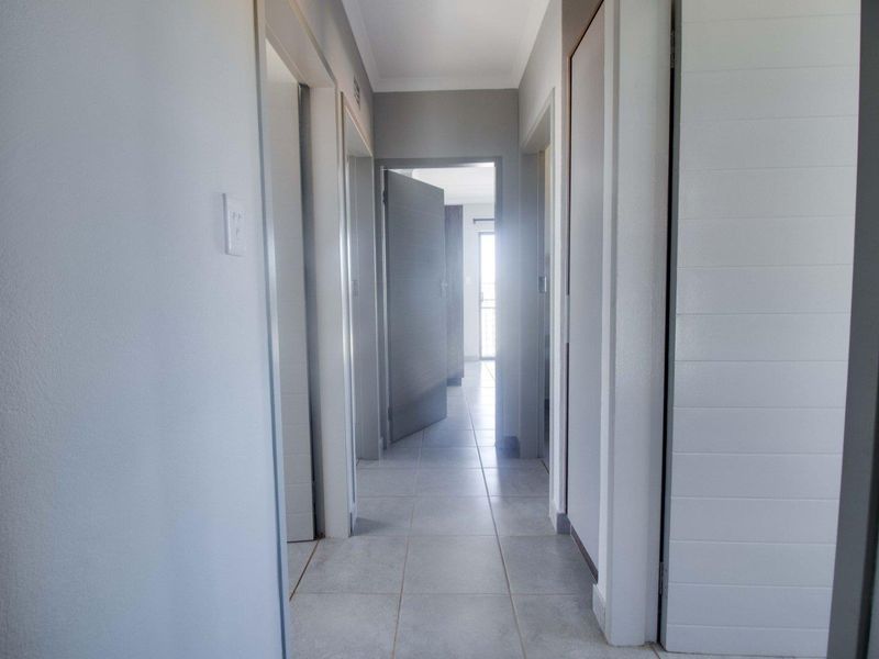 Lovely and spacious 4 bedrooms house for sell at Emperors Security Estate!! - Photo 7